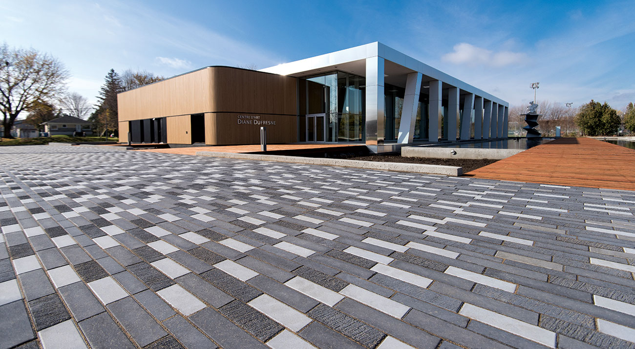 Promenade Paver Entrances Artline Il Campo Centre Diane Dufresne 89447